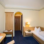 Aktivhotel & Schmelz Ihr Familienfreundliches Urlaubs Mit Wellness, Almsauna, Chiemgau Karte מלון אינזל