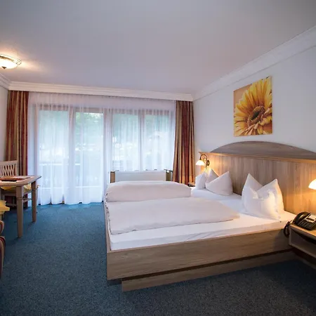 Aktivhotel & Schmelz Ihr Familienfreundliches Urlaubs Mit Wellness, Almsauna, Chiemgau Karte Hotel