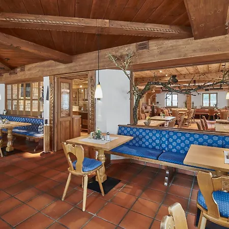 Hotel Aktivhotel&gasthof Schmelz Ihr Familienfreundliches Urlaubs Mit Wellness, Almsauna, Chiemgau Karte 3*