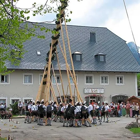 호텔 Aktivhotel & Schmelz Ihr Familienfreundliches Urlaubs Mit Wellness, Almsauna, Chiemgau Karte 인젤