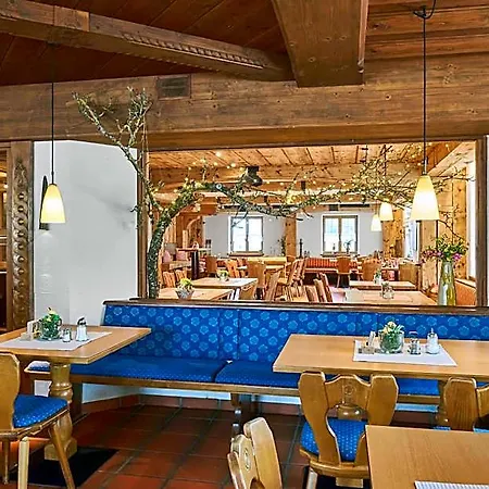 Aktivhotel & Schmelz Ihr Familienfreundliches Urlaubs Mit Wellness, Almsauna, Chiemgau Karte فندق 3*