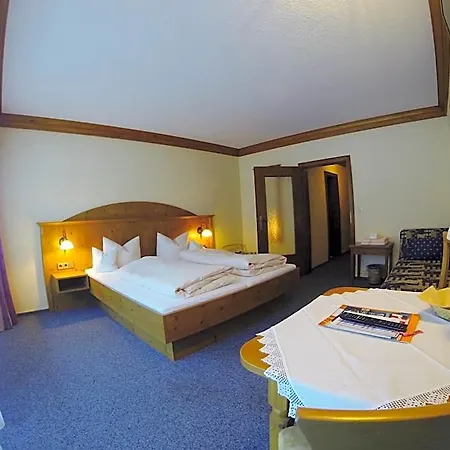 Aktivhotel & Schmelz Ihr Familienfreundliches Urlaubs Mit Wellness, Almsauna, Chiemgau Karte 3*