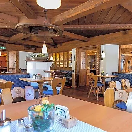 Aktivhotel&gasthof Schmelz Ihr Familienfreundliches Urlaubs Mit Wellness, Almsauna, Chiemgau Karte 3*